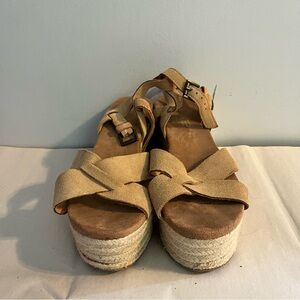 Toms Tan Espadrilles Slip-On Jute Midsole